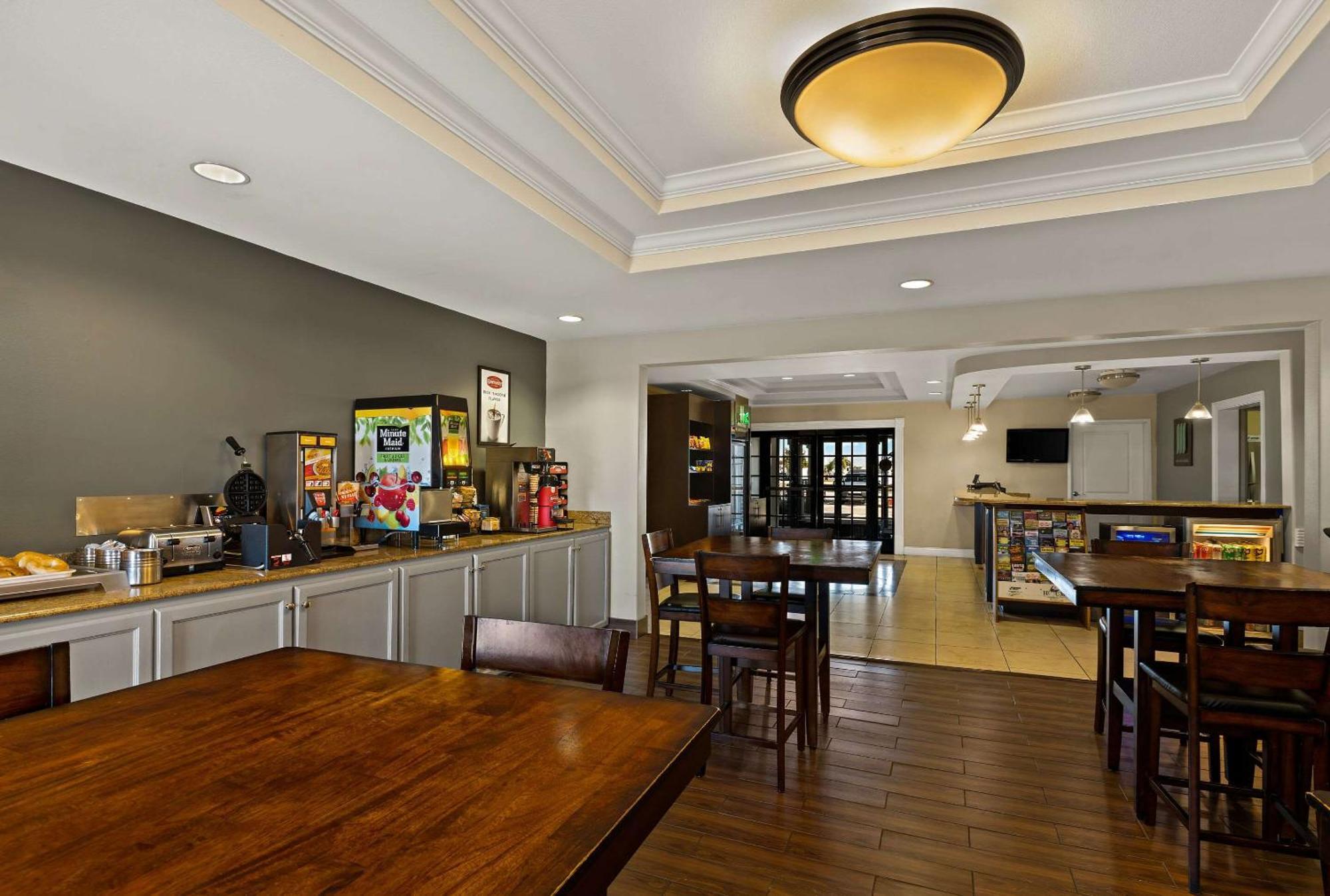 Mainstay Suites Houma Exterior photo