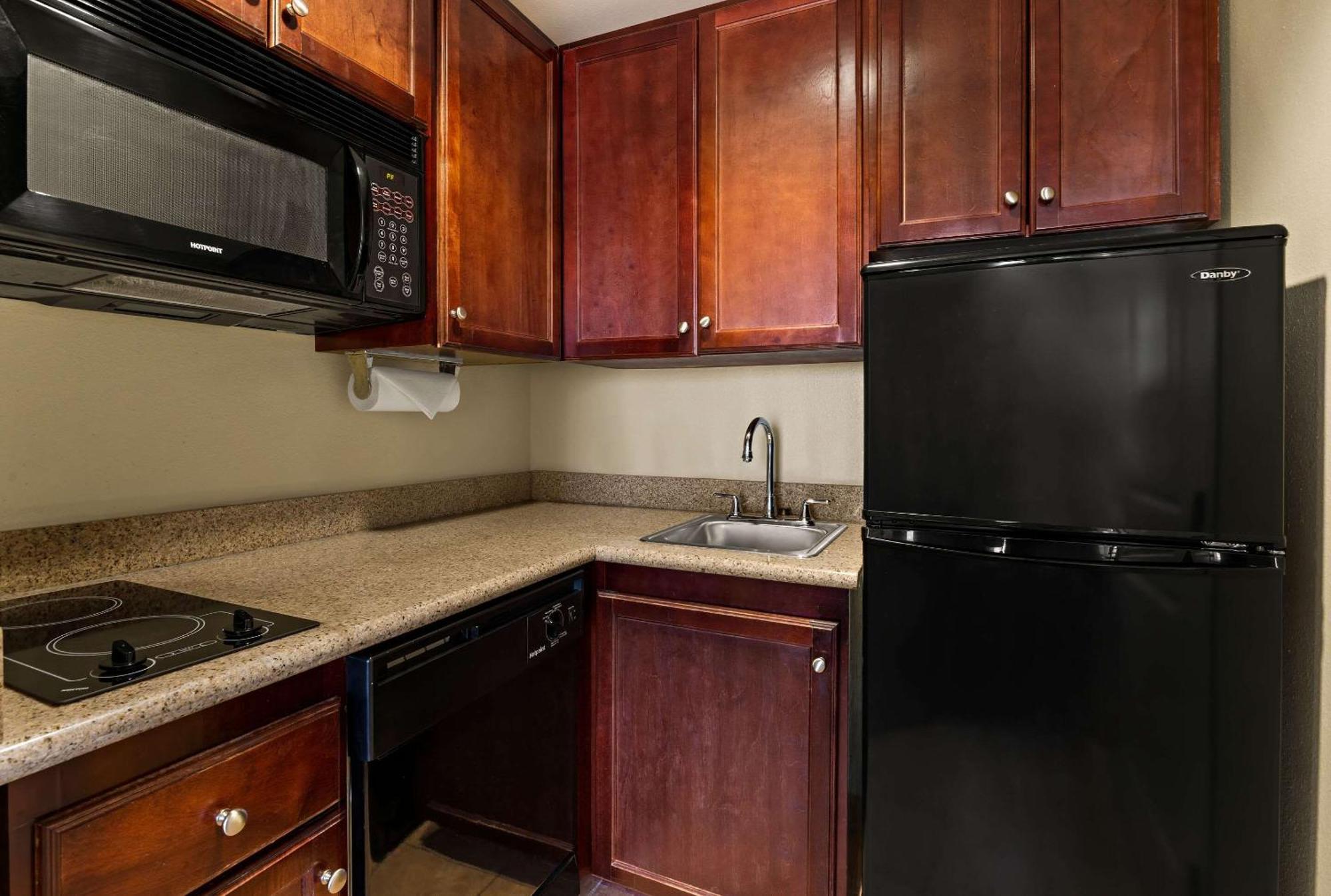 Mainstay Suites Houma Exterior photo