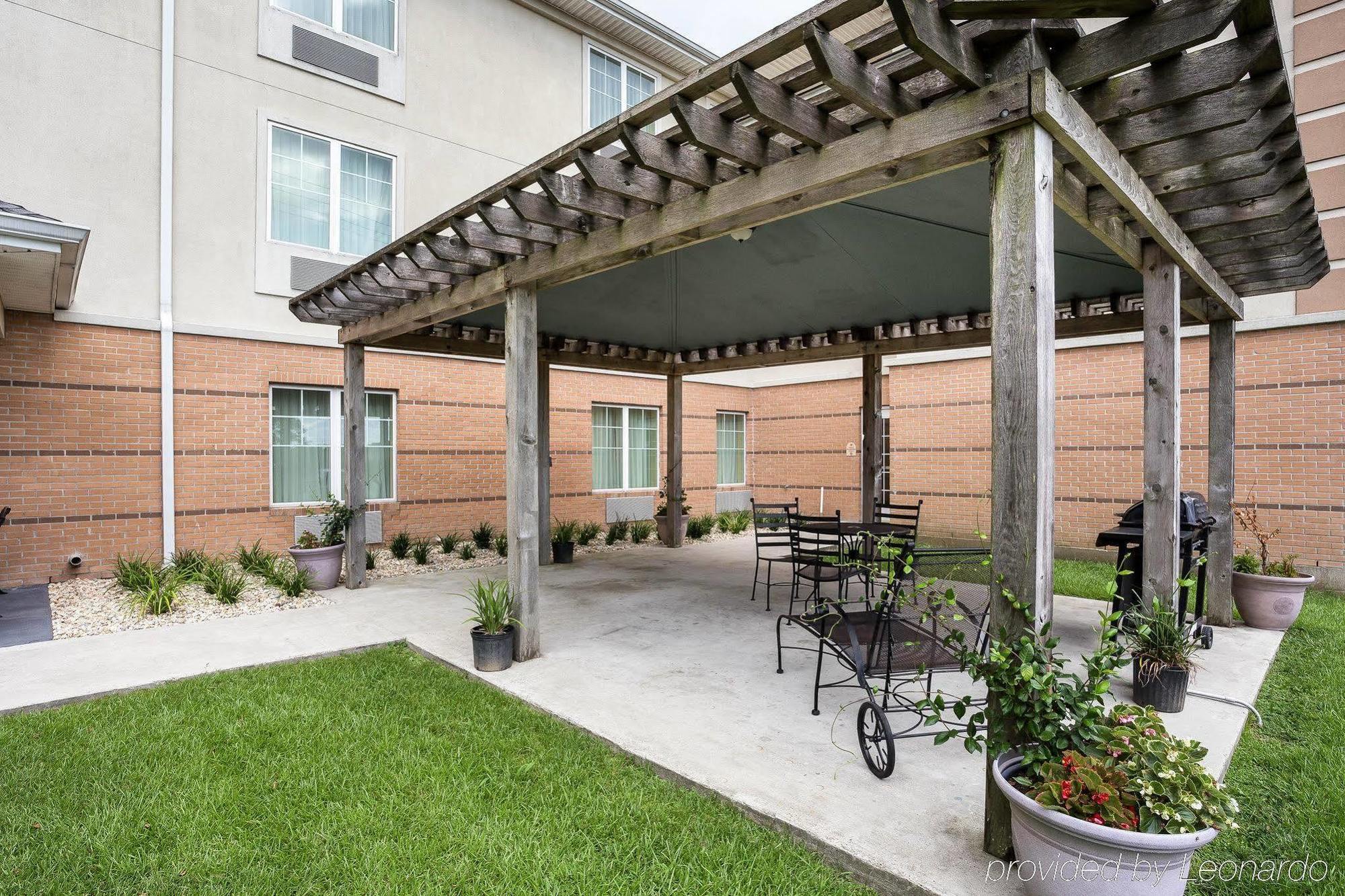 Mainstay Suites Houma Exterior photo